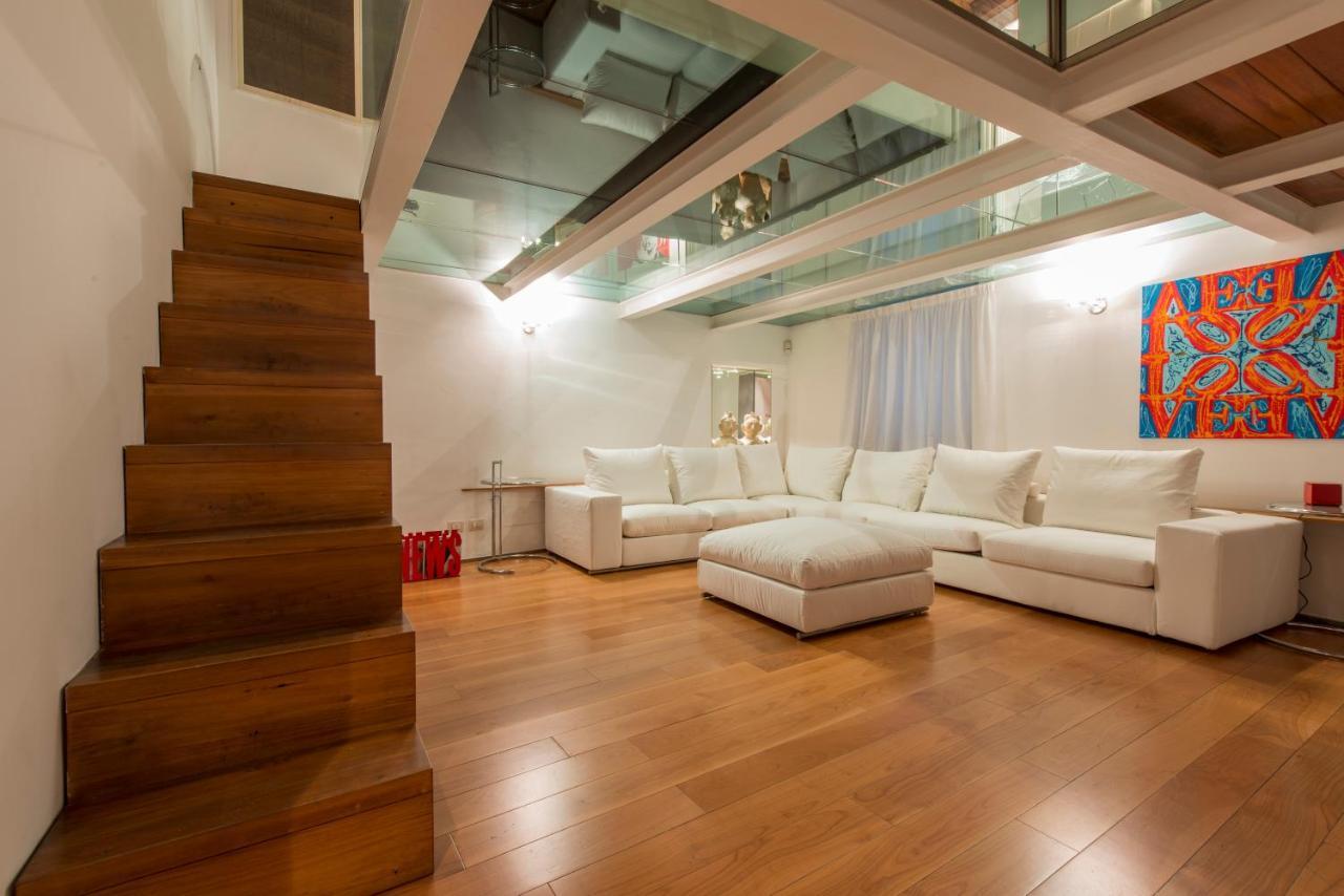 Bnbutler - Cerva - Raffinato Ed Elegante - Posizione Centralissima Мілан Екстер'єр фото